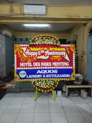 Papan Bunga di Leran Sluke