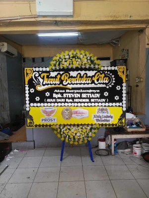 Papan Bunga di Leran Sluke